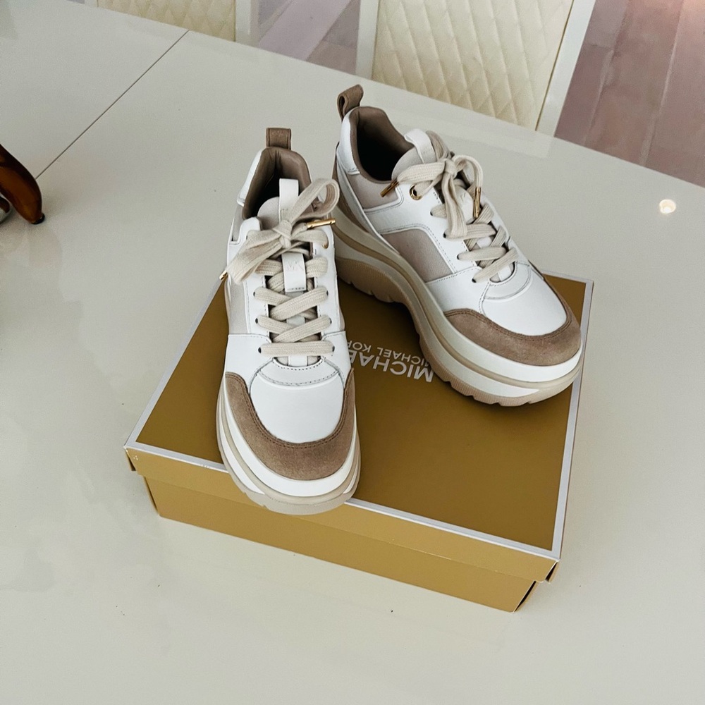 Michael Kors Felicia Leather Platform Dad Trainer Sneakers size 6.5 - Picture 11 of 16